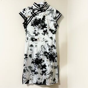 Elegant Black & White Floral Chinese style Dress Size S